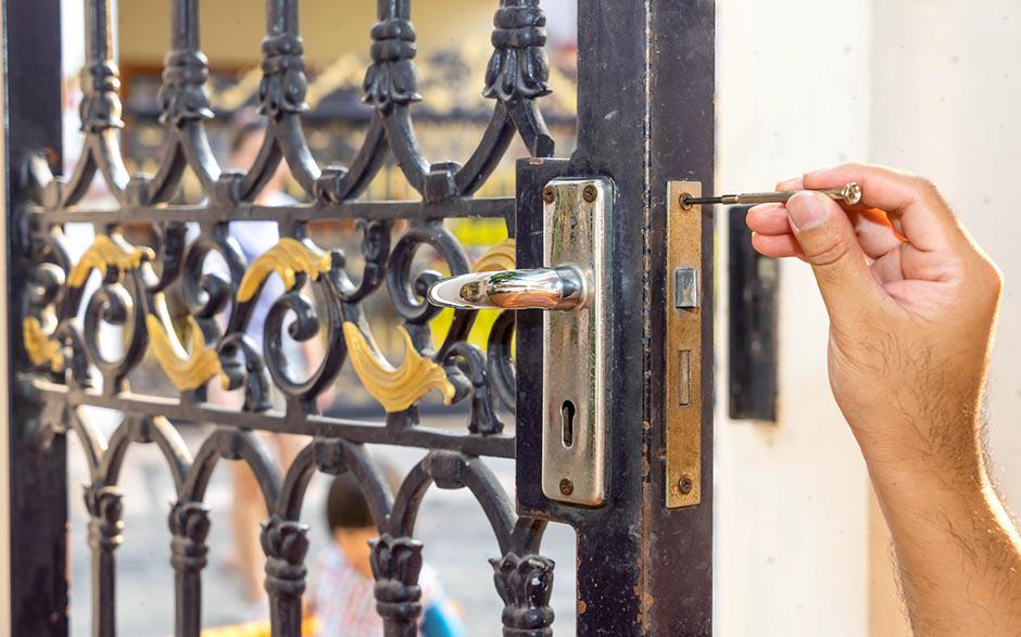tarif serrurier ouverture de porte Angerville